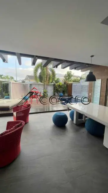 Casa de Condomínio com 5 quartos à venda e para alugar, 360m2 em Rio De Janeiro - RJ - imagem 3 Foto 3 de Casa de Condomínio com 5 quartos à venda e para alugar, 360m2 em Rio De Janeiro - RJ