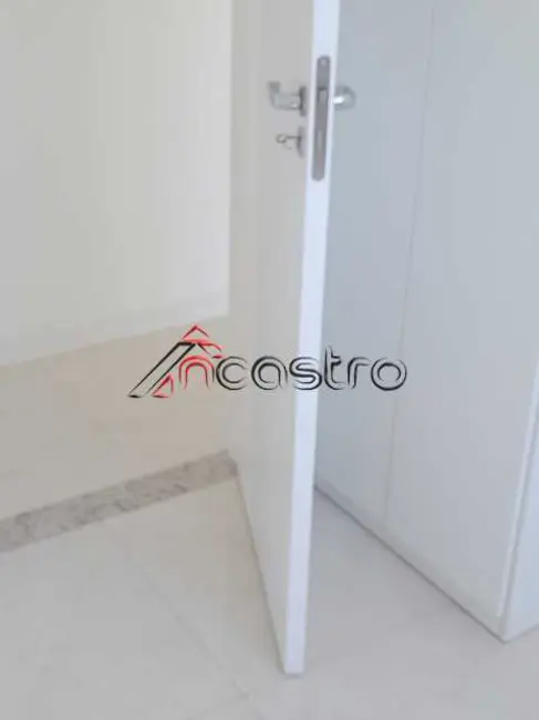 Cobertura com 4 quartos para alugar, 121m2 em Rio De Janeiro - RJ - imagem 7 Foto 7 de Cobertura com 4 quartos para alugar, 121m2 em Rio De Janeiro - RJ
