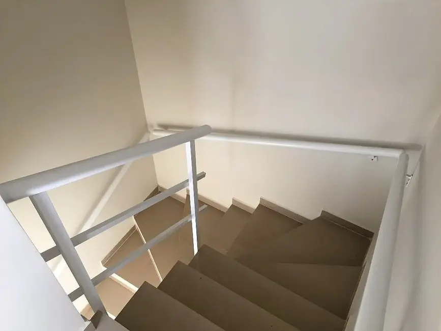 Foto 9 de Casa com 2 quartos à venda, 88m2 em Parque Dom Henrique, Cotia - SP