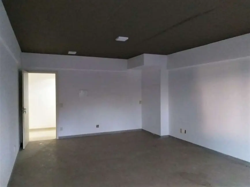 Foto 8 de Sala Comercial à venda e para alugar, 34m2 em Paisagem Renoir, Cotia - SP