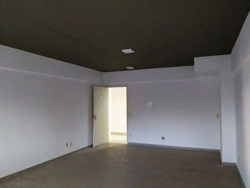 Foto 9 de Sala Comercial à venda e para alugar, 34m2 em Paisagem Renoir, Cotia - SP