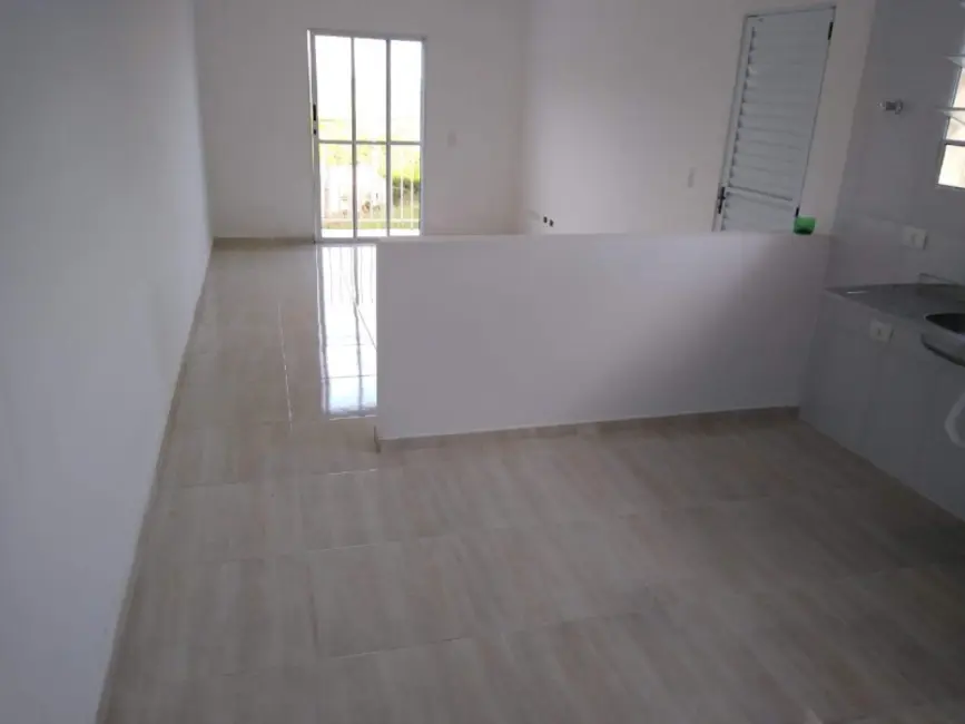 Foto 3 de Casa de Condomínio com 2 quartos à venda, 58m2 em Jardim Japão (Caucaia do Alto), Cotia - SP