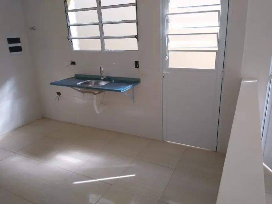 Foto 6 de Casa de Condomínio com 2 quartos à venda, 58m2 em Jardim Japão (Caucaia do Alto), Cotia - SP