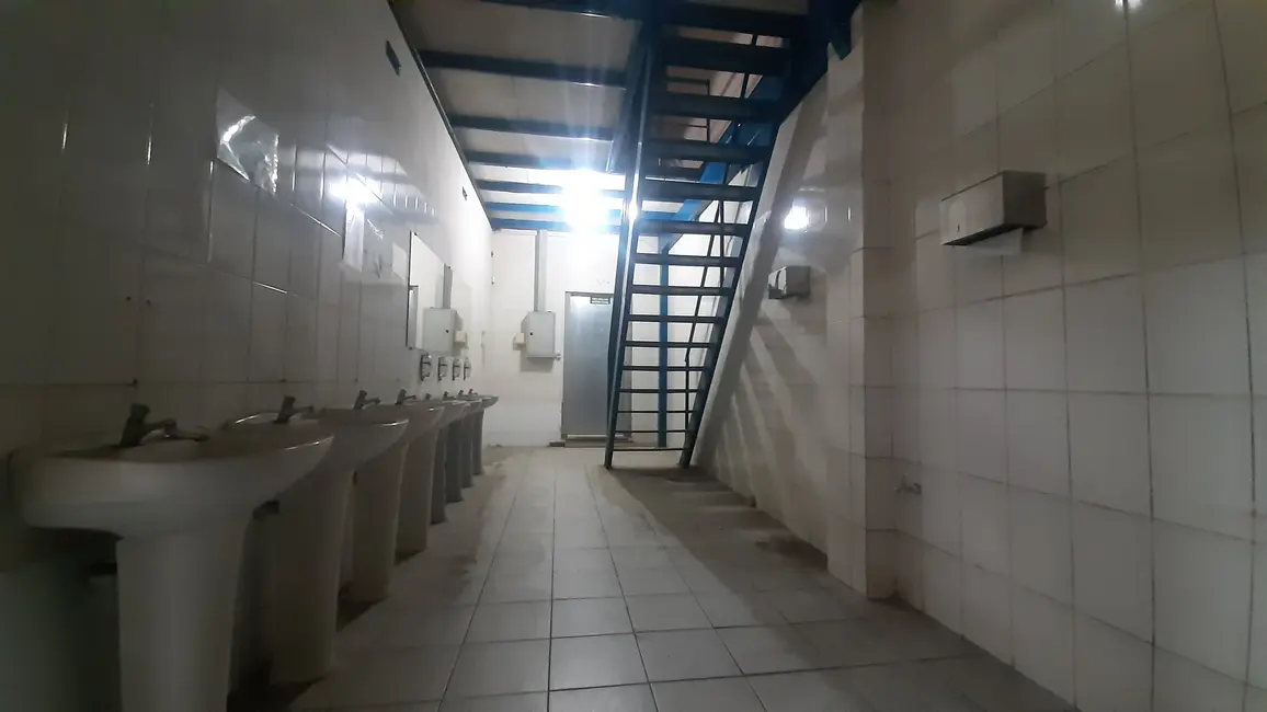 Foto 9 de Armazém / Galpão para alugar, 2630m2 em Itaqui, Itapevi - SP