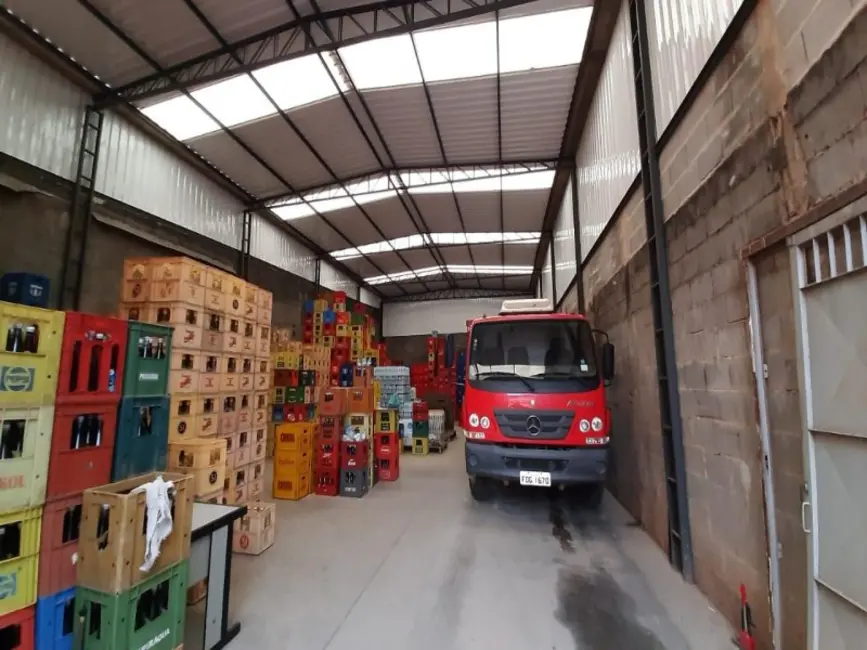 Foto 2 de Armazém / Galpão à venda, 300m2 em Centro, Itapevi - SP