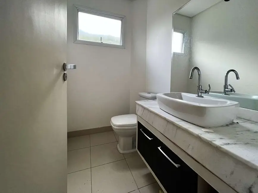 Casa de Condomínio com 4 quartos à venda e para alugar, 380m2 em Chácara Santa Lúcia, Carapicuiba - SP - imagem 9 Foto 9 de Casa de Condomínio com 4 quartos à venda e para alugar, 380m2 em Chácara Santa Lúcia, Carapicuiba - SP
