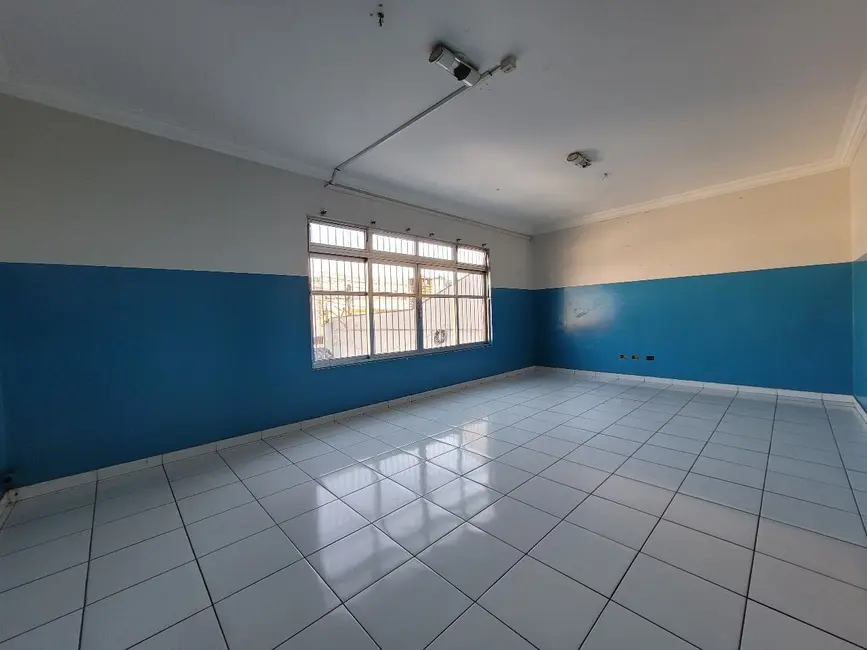 Foto 4 de Sala Comercial com 2 quartos para alugar, 270m2 em Itapevi - SP