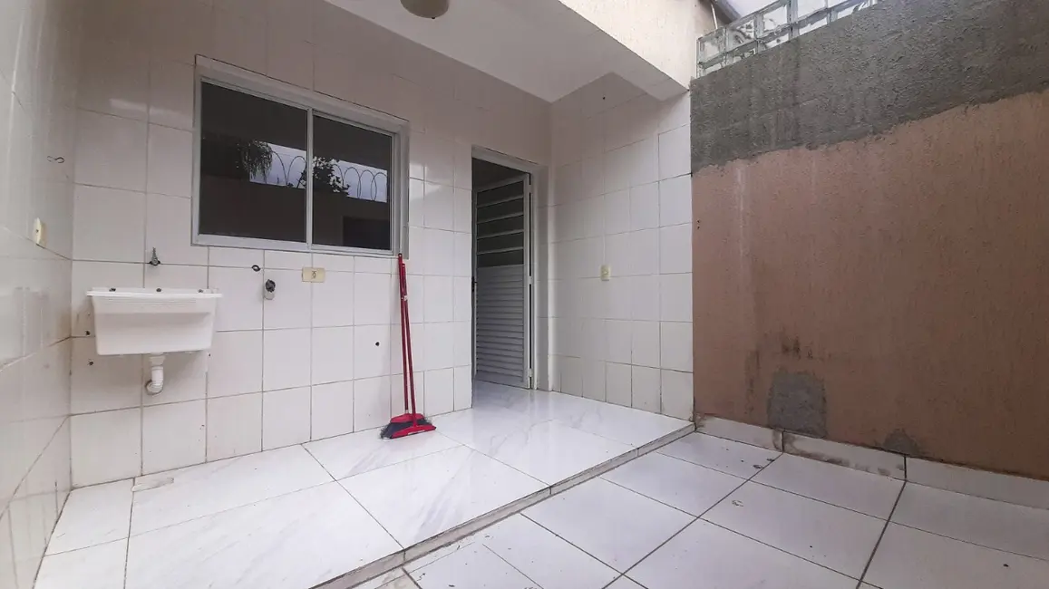 Casa de Condomínio com 2 quartos à venda e para alugar, 85m2 em Jardim Paulista, Itapevi - SP - imagem 6 Foto 6 de Casa de Condomínio com 2 quartos à venda e para alugar, 85m2 em Jardim Paulista, Itapevi - SP