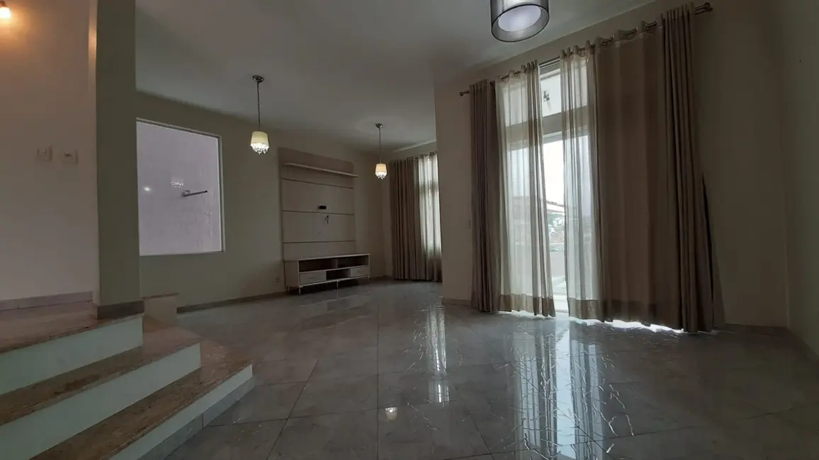 Foto 8 de Casa de Condomínio com 3 quartos à venda, 218m2 em Cotia - SP