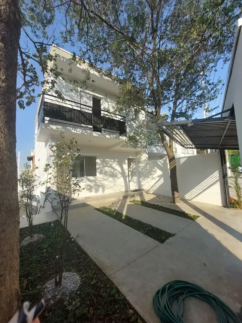 Foto 2 de Casa com 3 quartos à venda, 160m2 em Umuarama, Osasco - SP