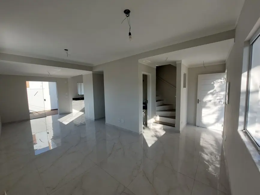 Foto 8 de Casa com 3 quartos à venda, 160m2 em Umuarama, Osasco - SP