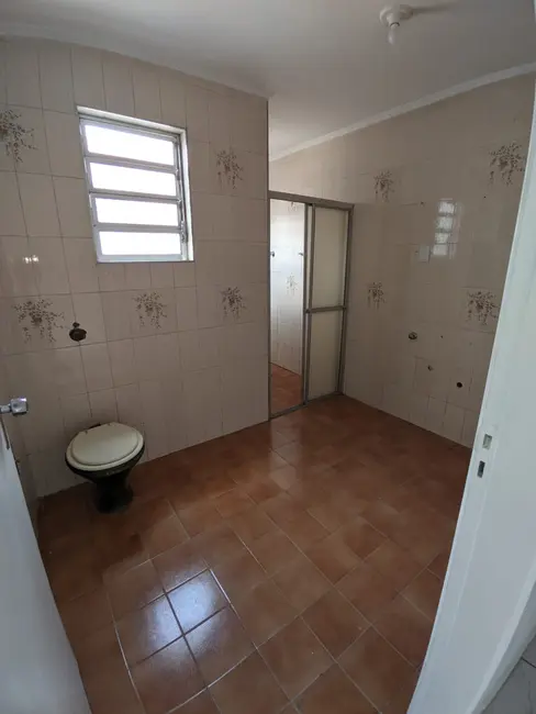Foto 2 de Casa com 2 quartos à venda, 140m2 em Ayrosa, Osasco - SP