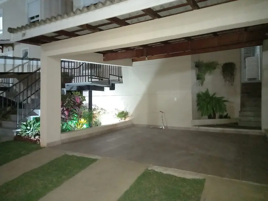 Foto 2 de Casa de Condomínio com 3 quartos à venda, 179m2 em Jardim da Glória, Cotia - SP