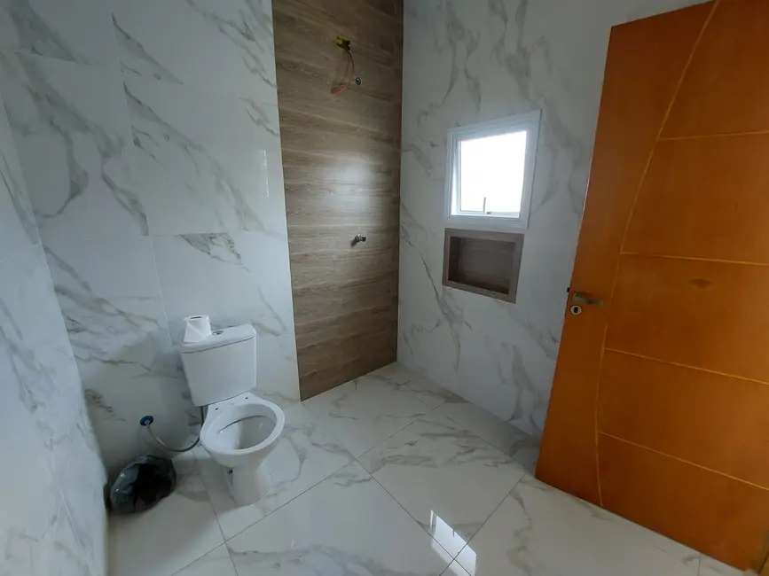 Foto 2 de Casa com 3 quartos à venda, 132m2 em Cajamar - SP