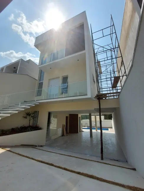 Casa com 3 quartos à venda, 160m2 em Cajamar - SP - imagem 1 Foto 1 de Casa com 3 quartos à venda, 160m2 em Cajamar - SP