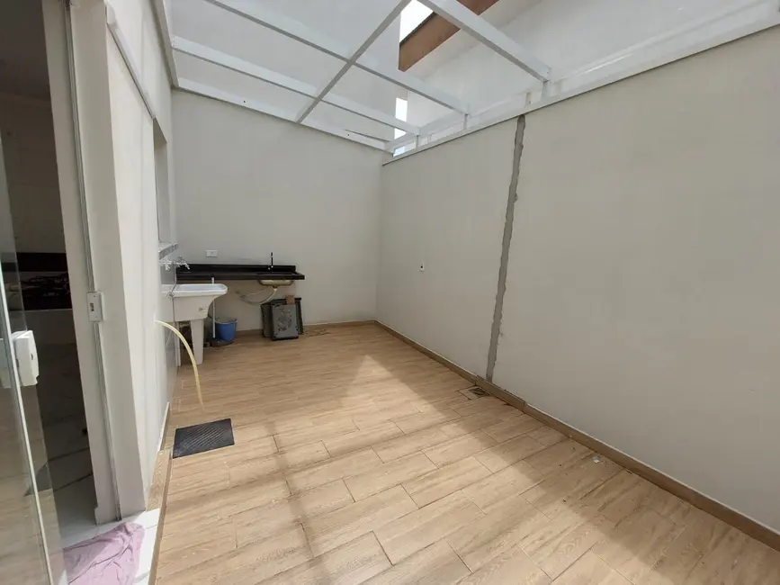 Foto 10 de Casa com 2 quartos para alugar, 82m2 em Umuarama, Osasco - SP