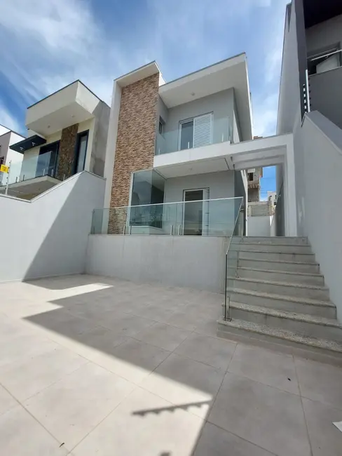 Foto 2 de Casa com 3 quartos à venda, 110m2 em Cajamar - SP