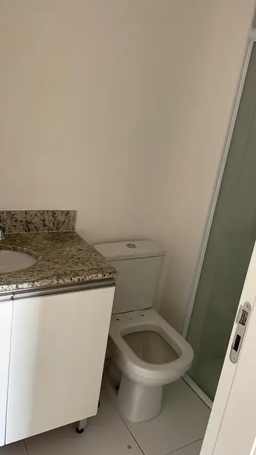 Foto 6 de Apartamento com 3 quartos para alugar, 76m2 em Jardim Tupanci, Barueri - SP