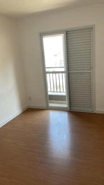 Foto 5 de Apartamento com 3 quartos para alugar, 76m2 em Jardim Tupanci, Barueri - SP
