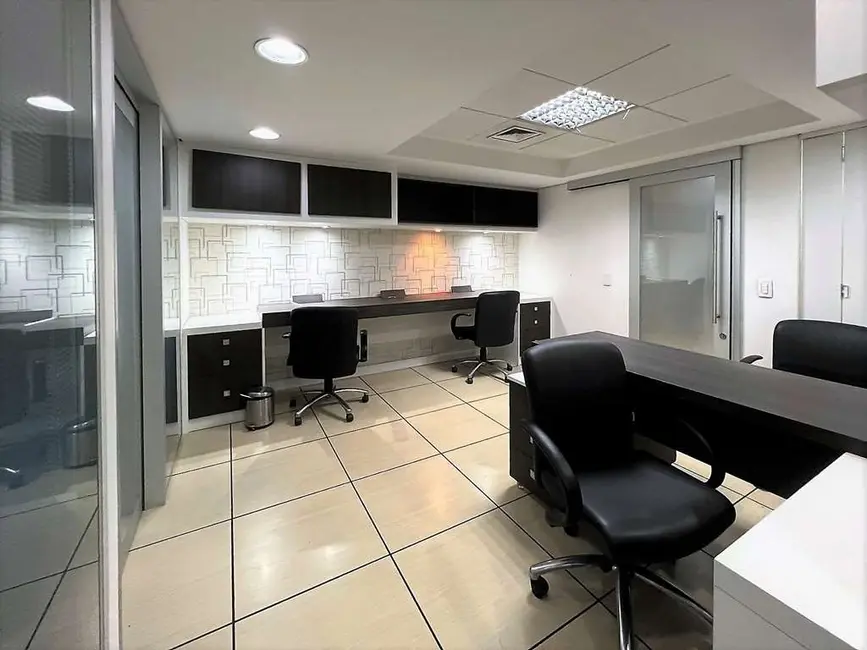 Foto 6 de Sala Comercial à venda e para alugar, 59m2 em Lageadinho, Cotia - SP