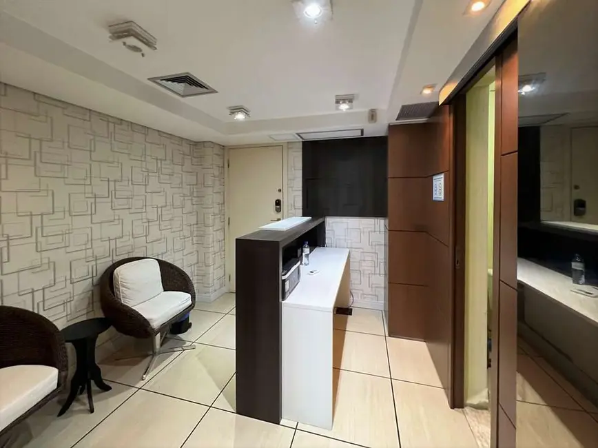Foto 2 de Sala Comercial à venda e para alugar, 59m2 em Lageadinho, Cotia - SP