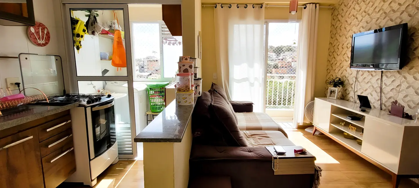 Apartamento com 2 quartos à venda, 46m2 em Jardim Marilu, Carapicuiba - SP - imagem 3 Foto 3 de Apartamento com 2 quartos à venda, 46m2 em Jardim Marilu, Carapicuiba - SP