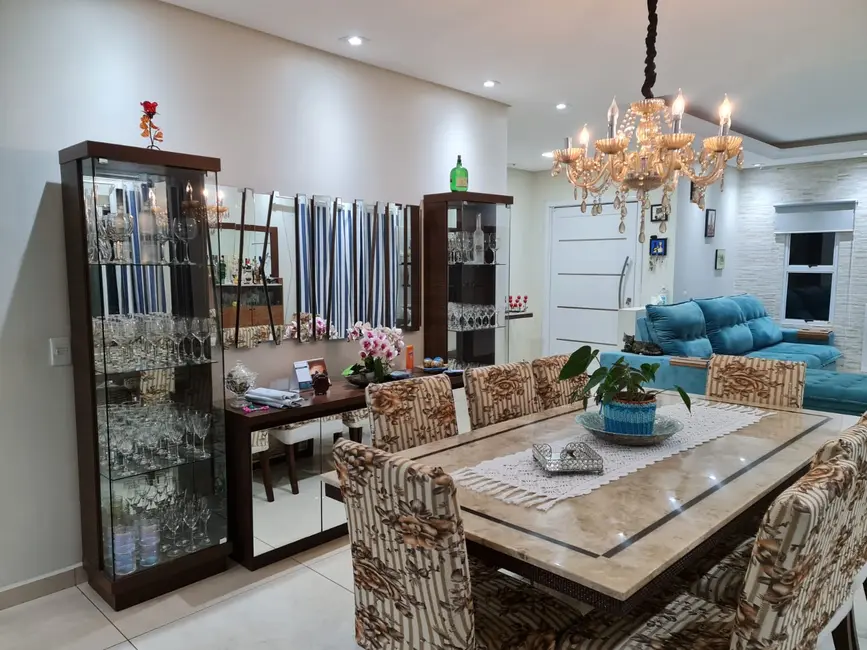 Foto 5 de Casa de Condomínio com 3 quartos à venda, 320m2 em Granja Caiapiá, Cotia - SP