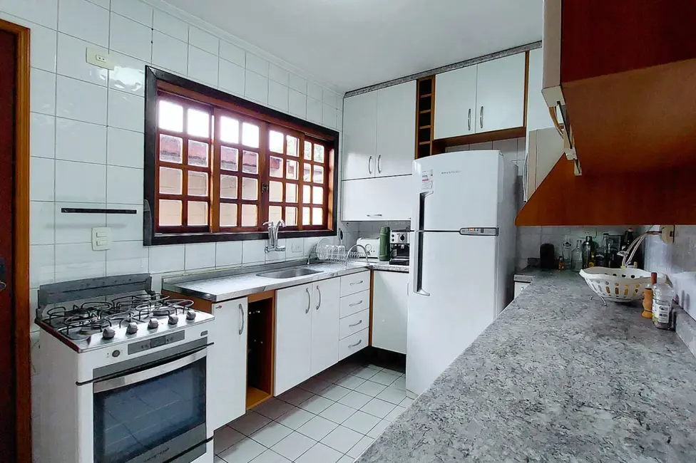 Foto 6 de Casa de Condomínio com 2 quartos à venda, 60m2 em Chácara Pavoeiro, Cotia - SP