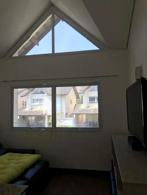 Foto 4 de Casa de Condomínio com 3 quartos à venda, 280m2 em Jardim Colibri, Embu Das Artes - SP