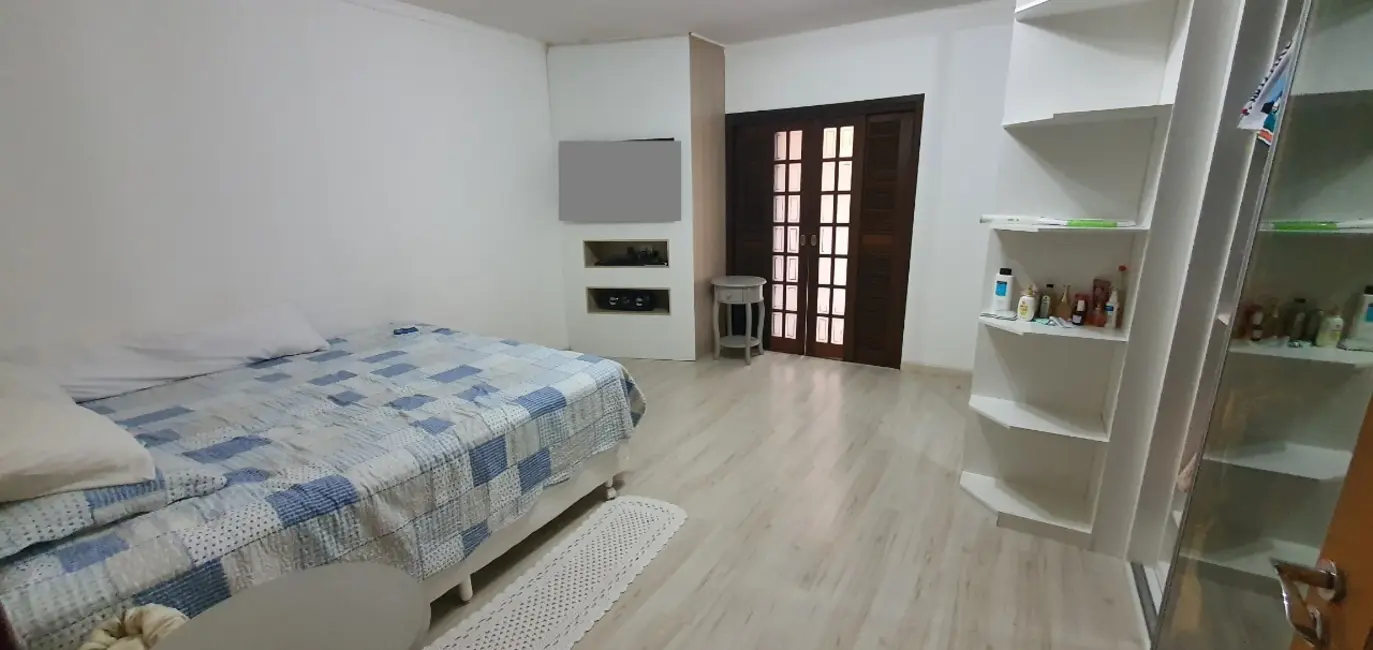 Foto 6 de Casa com 3 quartos à venda, 188m2 em Quitaúna, Osasco - SP