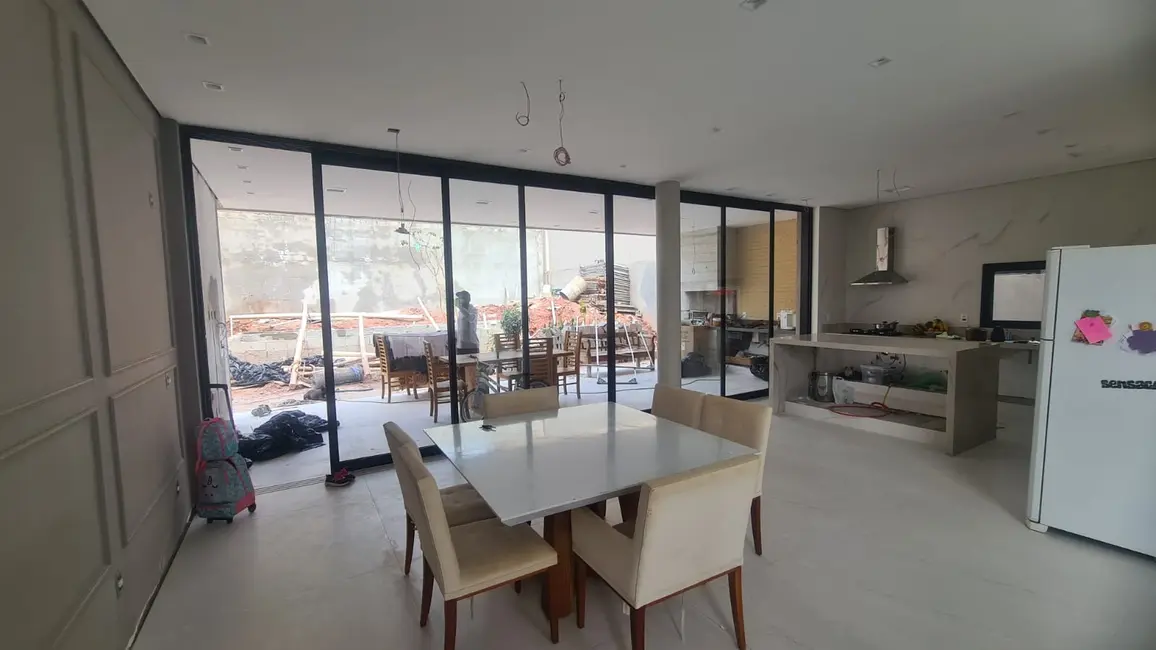 Foto 9 de Casa de Condomínio com 4 quartos à venda, 350m2 em Alphaville, Santana De Parnaiba - SP