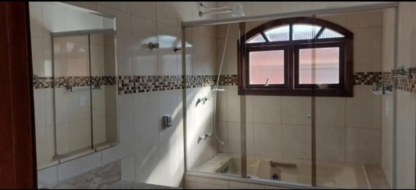 Casa com 5 quartos à venda, 268m2 em Jaguaré, São Paulo - SP - imagem 9 Foto 9 de Casa com 5 quartos à venda, 268m2 em Jaguaré, São Paulo - SP