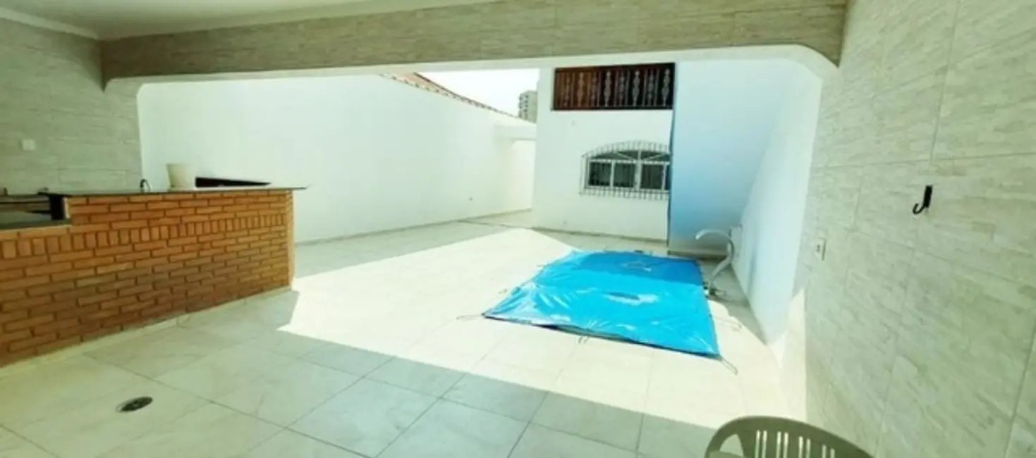 Casa com 5 quartos à venda, 268m2 em Jaguaré, São Paulo - SP - imagem 3 Foto 3 de Casa com 5 quartos à venda, 268m2 em Jaguaré, São Paulo - SP