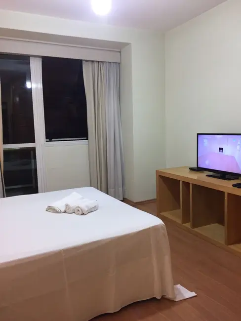 Apartamento com 1 quarto para alugar, 54m2 em Alphaville Centro Industrial e Empresarial Alphaville, Barueri - SP - imagem 4 Foto 4 de Apartamento com 1 quarto para alugar, 54m2 em Alphaville Centro Industrial e Empresarial Alphaville, Barueri - SP