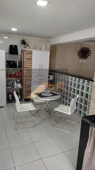 Casa com 2 quartos à venda, 74m2 em Gramacho, Duque De Caxias - RJ - imagem 4 Foto 4 de Casa com 2 quartos à venda, 74m2 em Gramacho, Duque De Caxias - RJ