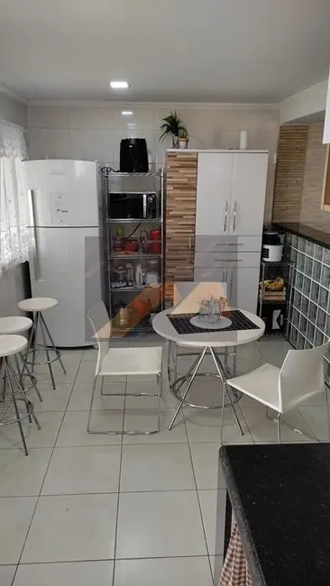 Casa com 2 quartos à venda, 74m2 em Gramacho, Duque De Caxias - RJ - imagem 5 Foto 5 de Casa com 2 quartos à venda, 74m2 em Gramacho, Duque De Caxias - RJ