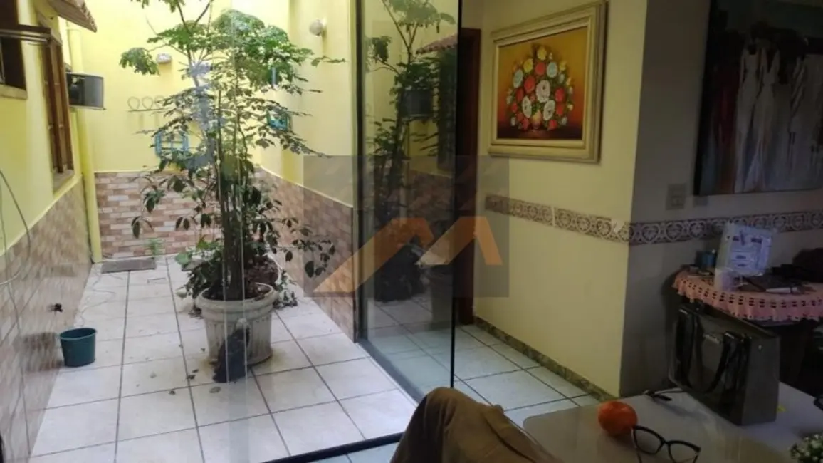 Casa com 3 quartos à venda, 193m2 em Carolina, Duque De Caxias - RJ - imagem 7 Foto 7 de Casa com 3 quartos à venda, 193m2 em Carolina, Duque De Caxias - RJ