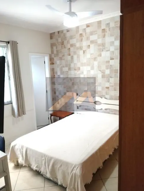 Casa com 2 quartos à venda, 80m2 em Centro, Nilopolis - RJ - imagem 6 Foto 6 de Casa com 2 quartos à venda, 80m2 em Centro, Nilopolis - RJ