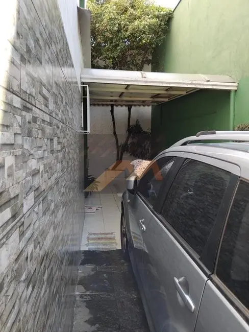 Casa com 2 quartos à venda, 80m2 em Centro, Nilopolis - RJ - imagem 2 Foto 2 de Casa com 2 quartos à venda, 80m2 em Centro, Nilopolis - RJ