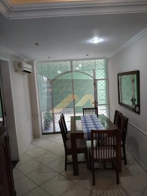 Casa com 2 quartos à venda, 80m2 em Centro, Nilopolis - RJ - imagem 5 Foto 5 de Casa com 2 quartos à venda, 80m2 em Centro, Nilopolis - RJ