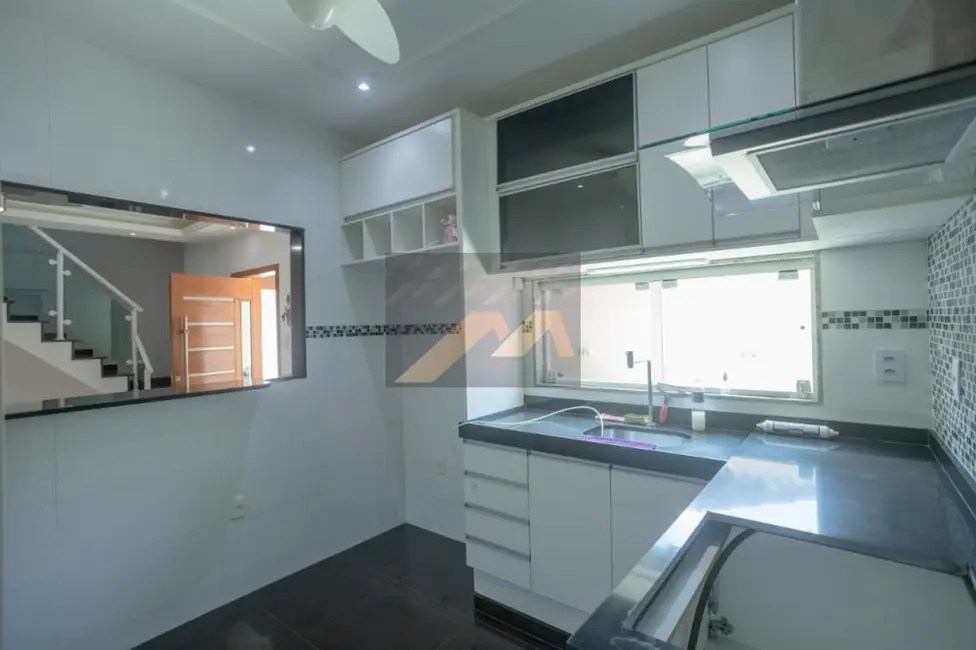 Casa com 2 quartos à venda, 97m2 em Jardim Primavera, Duque De Caxias - RJ - imagem 7 Foto 7 de Casa com 2 quartos à venda, 97m2 em Jardim Primavera, Duque De Caxias - RJ