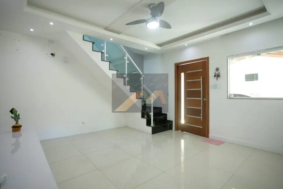 Casa com 2 quartos à venda, 97m2 em Jardim Primavera, Duque De Caxias - RJ - imagem 5 Foto 5 de Casa com 2 quartos à venda, 97m2 em Jardim Primavera, Duque De Caxias - RJ