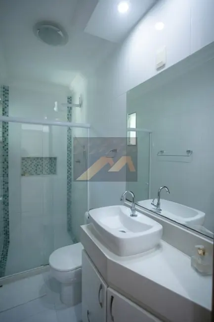 Casa com 2 quartos à venda, 97m2 em Jardim Primavera, Duque De Caxias - RJ - imagem 8 Foto 8 de Casa com 2 quartos à venda, 97m2 em Jardim Primavera, Duque De Caxias - RJ