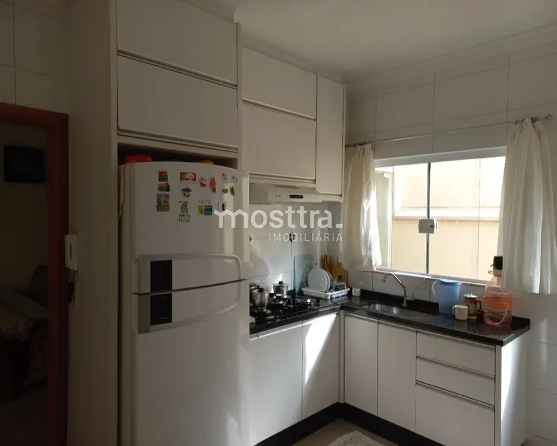 Foto 4 de Casa com 3 quartos à venda, 121m2 em Jardim Residencial Veneza, Indaiatuba - SP