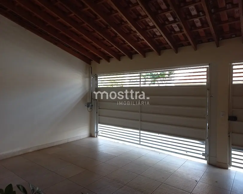 Foto 2 de Casa com 3 quartos à venda, 121m2 em Jardim Residencial Veneza, Indaiatuba - SP