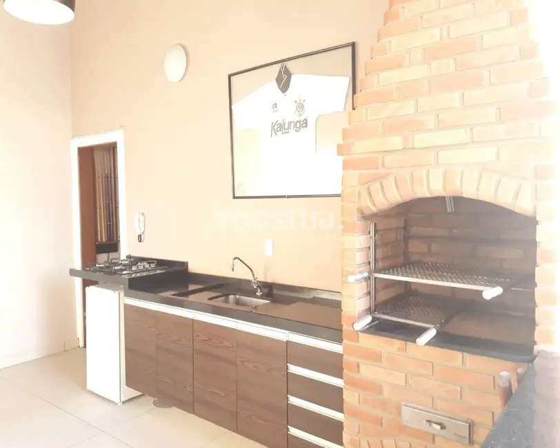 Foto 4 de Casa com 4 quartos à venda, 286m2 em Vila Avaí, Indaiatuba - SP