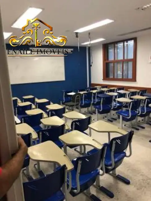 Loja para alugar, 650m2 em Centro, Rio De Janeiro - RJ - imagem 6 Foto 6 de Loja para alugar, 650m2 em Centro, Rio De Janeiro - RJ