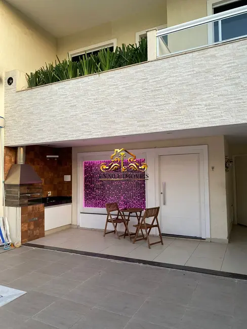 Casa com 5 quartos à venda, 195m2 em Recreio dos Bandeirantes, Rio De Janeiro - RJ - imagem 5 Foto 5 de Casa com 5 quartos à venda, 195m2 em Recreio dos Bandeirantes, Rio De Janeiro - RJ