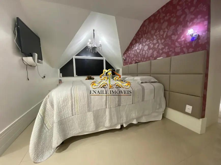 Casa com 5 quartos à venda, 195m2 em Recreio dos Bandeirantes, Rio De Janeiro - RJ - imagem 9 Foto 9 de Casa com 5 quartos à venda, 195m2 em Recreio dos Bandeirantes, Rio De Janeiro - RJ