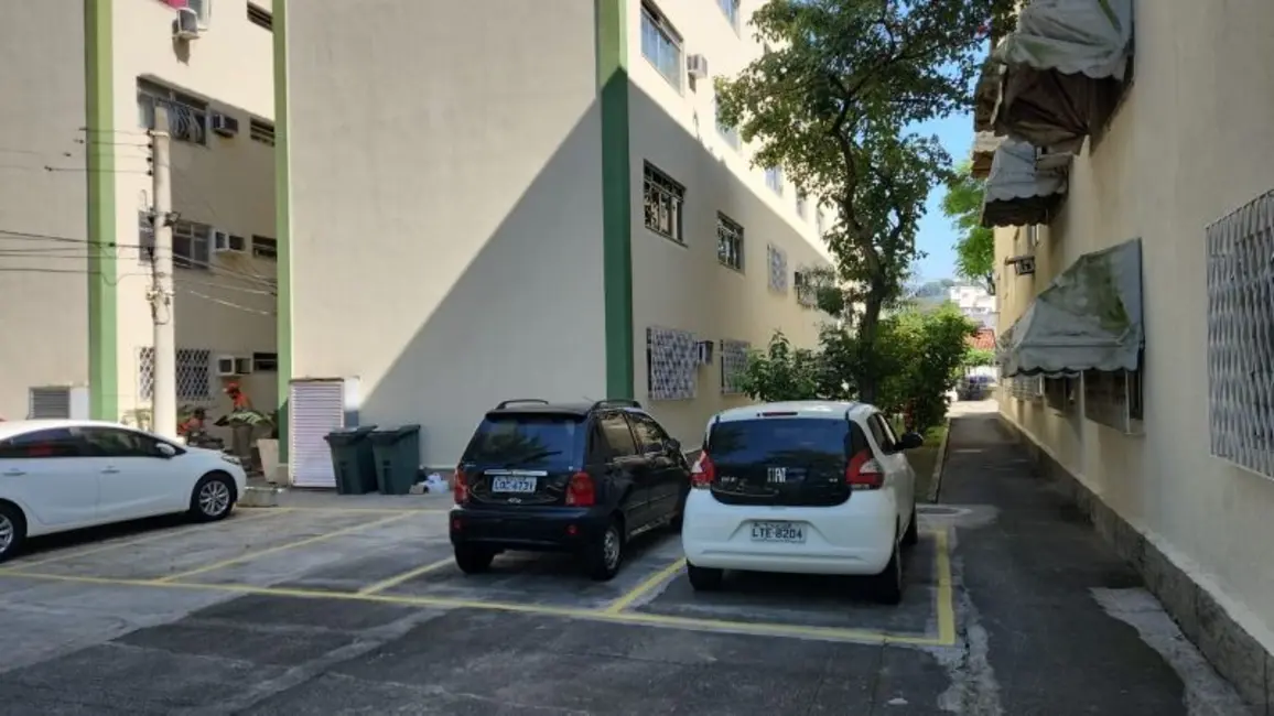 Foto 2 de Apartamento com 2 quartos à venda, 65m2 em Anil, Rio De Janeiro - RJ